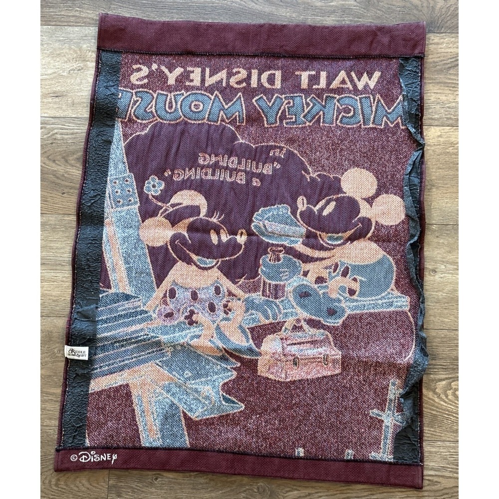 Disney mickey mouse Tapestry Wall Hanging Riddle Home Building A Building‎ Lunch - Picture 9 of 12